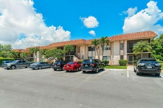 341 Lakeview Dr Unit 203, Weston, FL 33326
