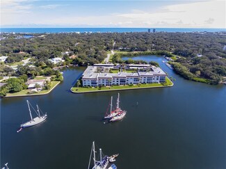 200 Greytwig Rd Unit 204, Vero Beach, FL 32963