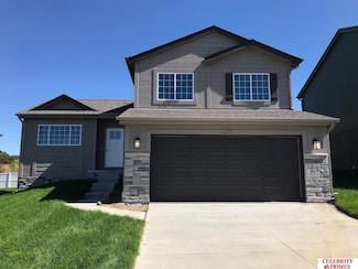17702 Rose Lane Rd, Omaha, NE 68136