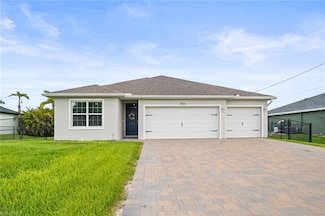 1921 NW 23rd St, Cape Coral, FL 33993