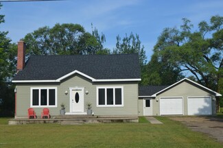 1607 N Benson Rd, Fountain, MI 49410