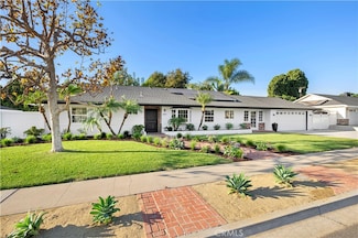 11891 Gladstone Dr, Santa Ana, CA 92705