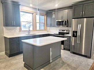 33 Columbus Ave Unit 2, Waltham, MA 02451