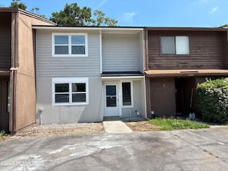 11651 Dunes Way Dr N, Jacksonville, FL 32225