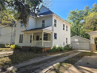 208 S Catalpa St, Pittsburg, KS 66762