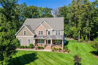 2906 Royal Crest Dr, Midlothian, VA 23113