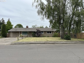 515 May St, Molalla, OR 97038