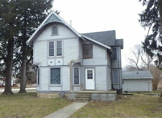 401 Mechanic St, Fayette, IA 52142