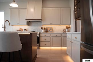 7636 Isidore Dr, Lincoln, NE 68516