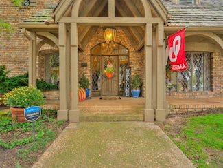 1902 Pin Oak Cir, Norman, OK 73072