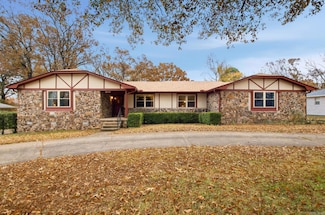 716 Adams Dr, Jacksonville, AR 72076