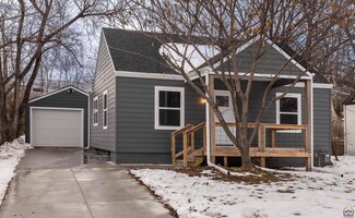 835 SW Frazier Ave, Topeka, KS 66606