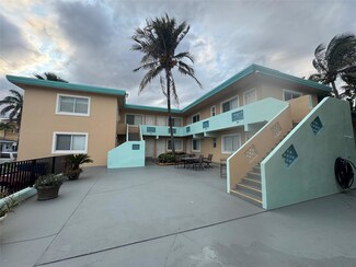 323 Monroe St Unit 5, Hollywood, FL 33019