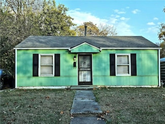5451 College Ave, Kansas City, MO 64130