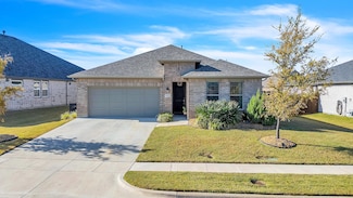 912 Pear Ave, Forney, TX 75126