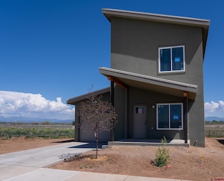 220 Manzano Cir, Ignacio, CO 81137