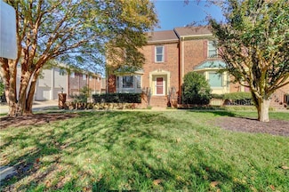 423 Van Wyck Mews, Norfolk, VA 23517