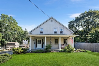 68 Wareham St, Middleboro, MA 02346