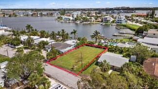 14033 E Parsley Dr, Madeira Beach, FL 33708