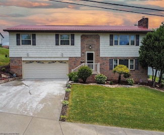 140 Theresa Dr, Morgantown, WV 26501