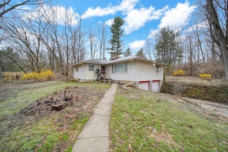 3840 Kibby Rd, Jackson, MI 49201