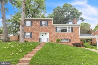664 S Greenbrier St, Arlington, VA 22204