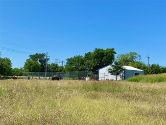 510 W Fm 933 St, Blum, TX 76627