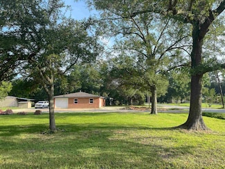 1223 Pine St, Vidor, TX 77662