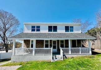 1 South Ave, Hull, MA 02045