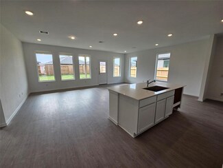 21622 Springhill Grove Ln, Waller, TX 77484