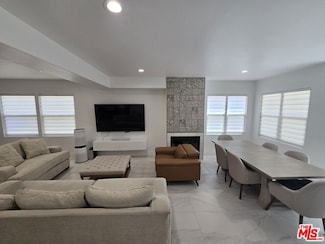 8004 Rose St, Paramount, CA 90723