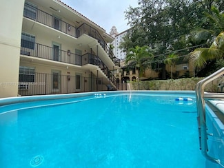 318 Majorca Ave Unit 203, Coral Gables, FL 33134