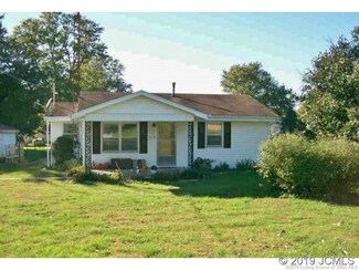 10625 Rutledge Ave, Dupont, IN 47231