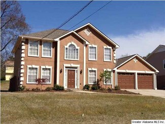 9521 Eastpointe Cir, Birmingham, AL 35217