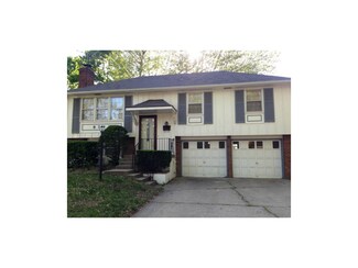 8742 Arlington Ave, Raytown, MO 64138
