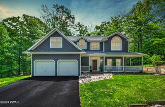 101 Ash Ln, Greentown, PA 18426