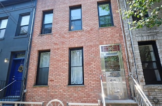 99 Pioneer St, Brooklyn, NY 11231