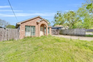 307 Lipscomb St, Cleburne, TX 76031