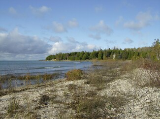00 U S Route 2, St. Ignace, MI 49781