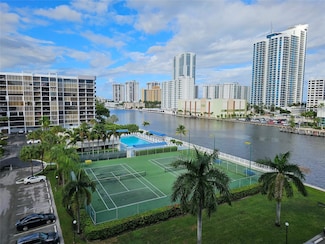 400 Leslie Dr Unit 717, Hallandale Beach, FL 33009