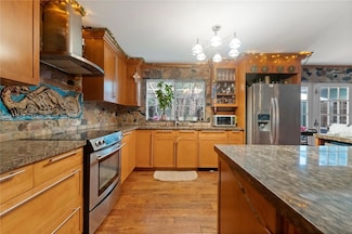 3260 Lakeview Dr, Pompano Beach, FL 33062