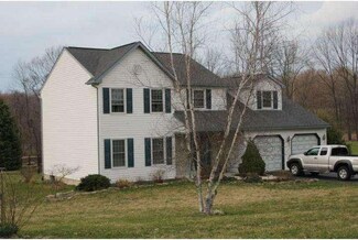 31 Five Points Rd, Mertztown, PA 19539