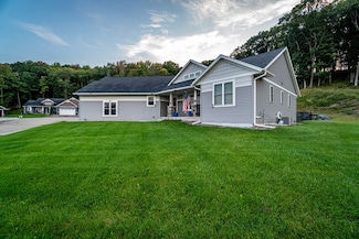 3440 Nelson Ct, Eau Claire, WI 54703