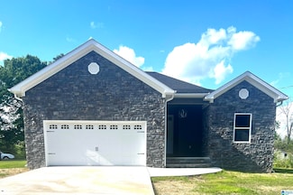 321 Mar-Sha Dr, Anniston, AL 36206
