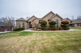 3703 Melrose Ct, Floyds Knobs, IN 47119
