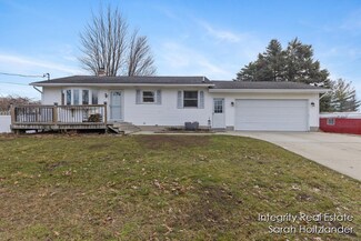 11272 Washington Ave, Allendale, MI 49401