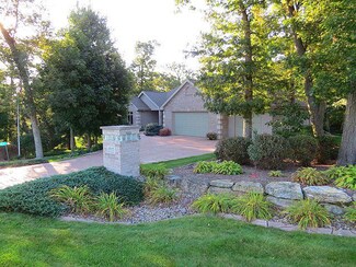 1835 Yelk Rd, Marshall, WI 53559