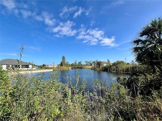 1515 NE 32nd Ln, Cape Coral, FL 33909