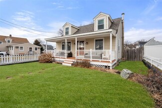 8 Mcgirr St, Cumberland, RI 02864