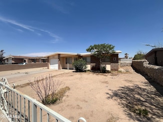 8725 Plains Dr, El Paso, TX 79907